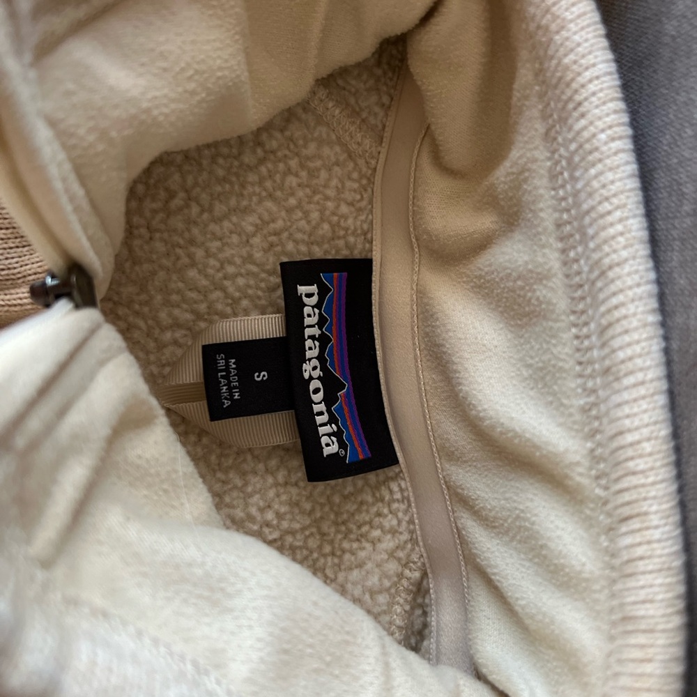 Patagonia pull-over sweatshirt - Picture 2 of 4